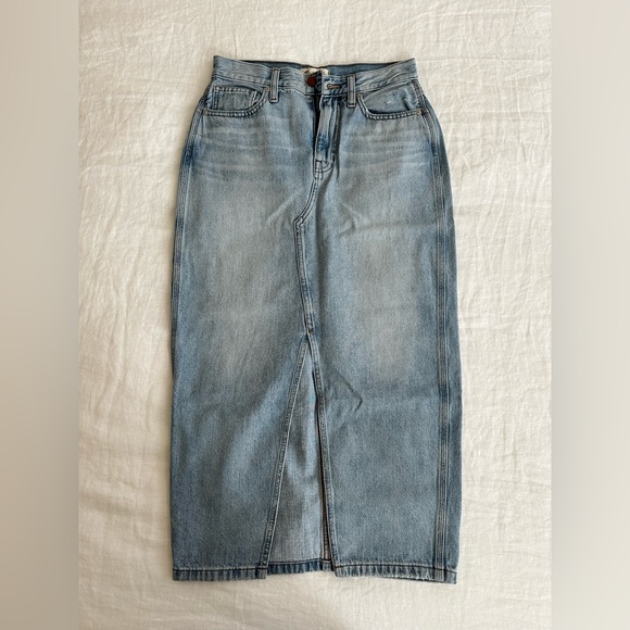 Madewell Front Slit Denim Skirt - Picture 1 of 7